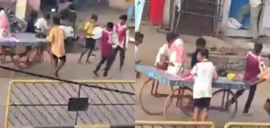 ठेले पर बप्पा की सवारी, बच्चों की सादगी ने जीता दिल Bappas Procession on a Handcart Childrens Simplicity Wins Hearts