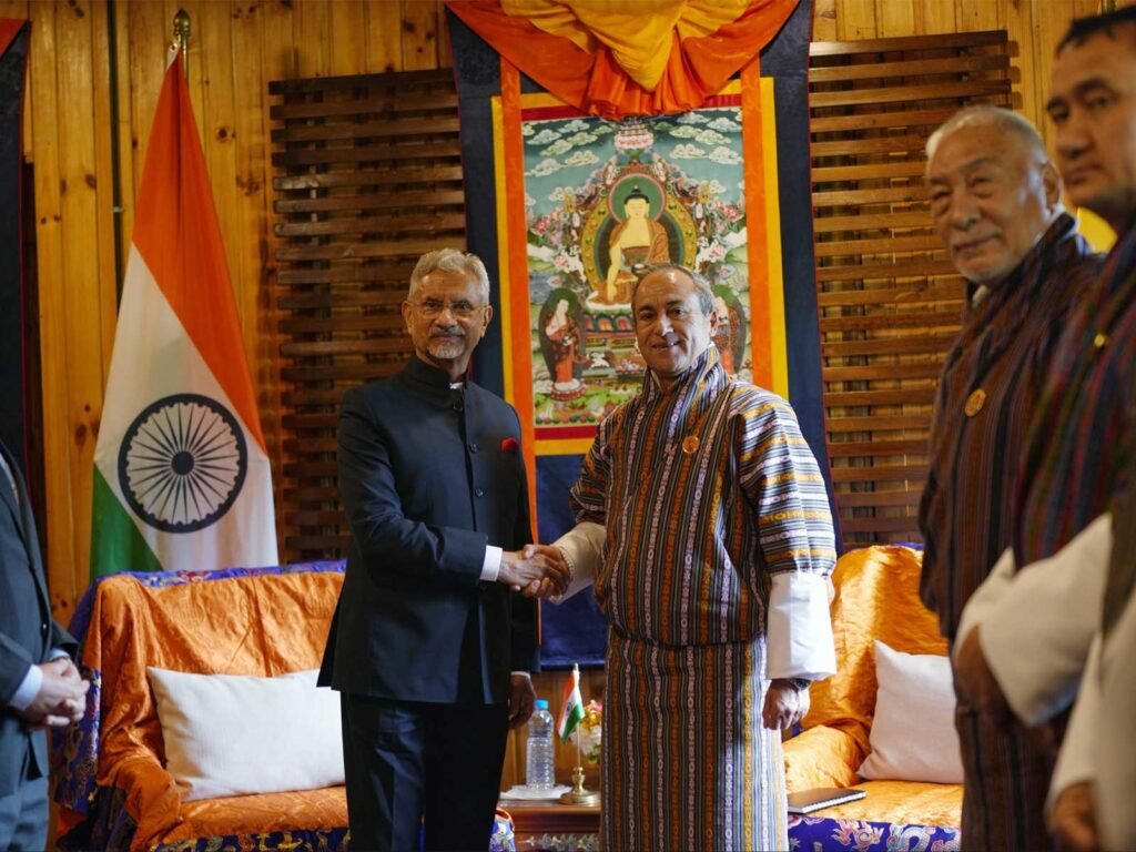 India Bhutan welcome Rs 4000 crore Line of Credit for energy projects during