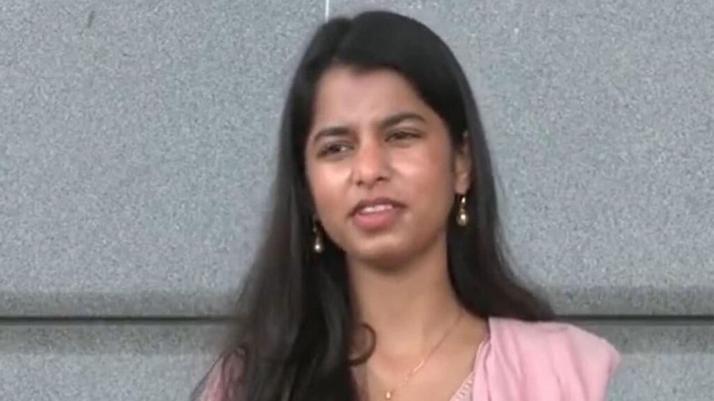 मैथिली ठाकुर ने स्वरा भास्कर पर साधा निशाना Maithili thakur slams swara bhaskers